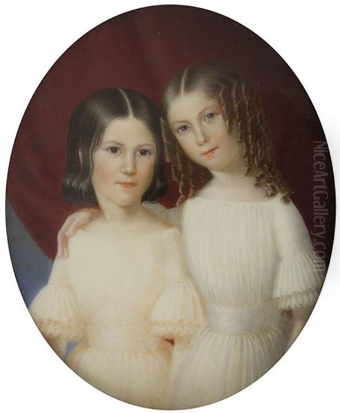 Deux Jeunes Filles, Une Brune Et Une Blonde Tenant La Premiere Par L