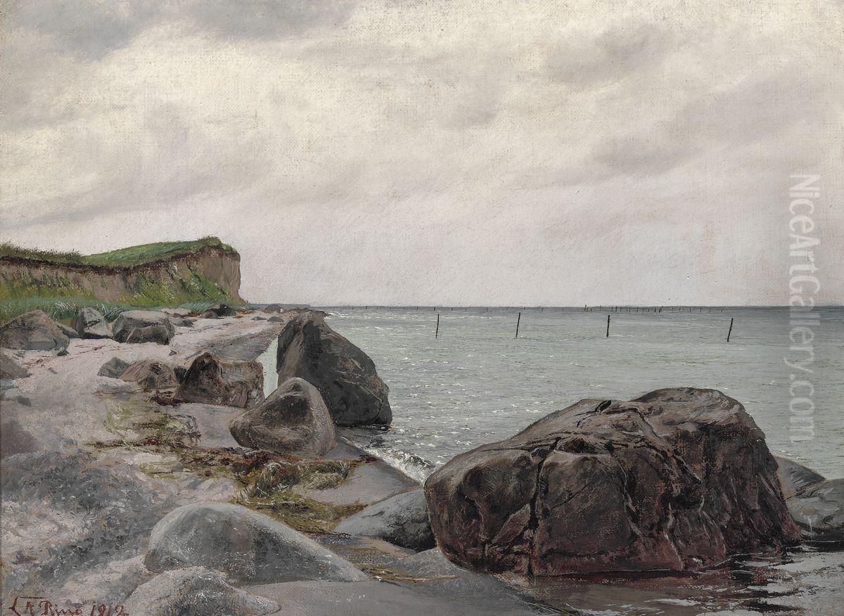 Strandparti ved Eno med store sten i forgrunden. I baggrunden vandet. Lys himmel med lette skyer. Oil Painting by Laurits Andersen Ring