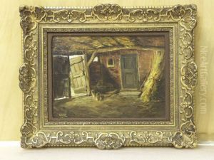 Interieur van schuur met oude openstaande deuren en korenschoof