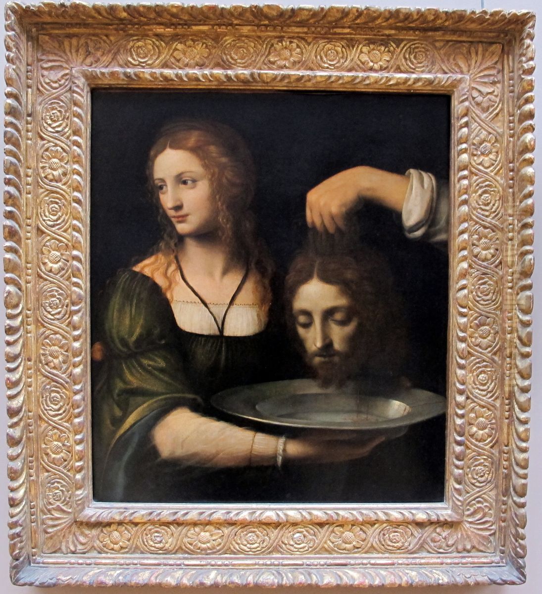 Salome recevant la tete de saint Jean Baptiste Oil Painting by Bernardino Luini