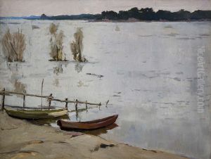 Boats on the banks of the Isar river