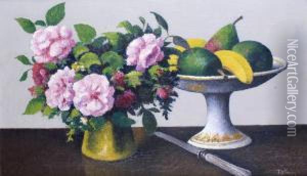 Vase De Roses Et Coupe De Fruits Oil Painting - Felix Elie Tobeen