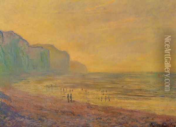 Low Tide At Pourville Misty Weather Oil Painting - Claude Oscar Monet