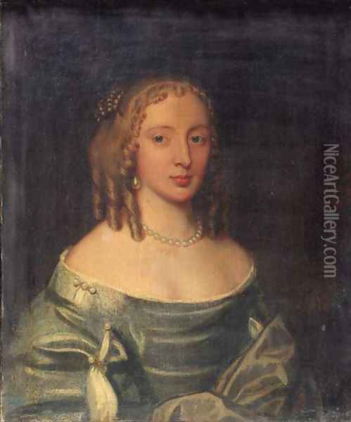 Portrait of a noblewoman, bust length, wearing a blue silk dress with grey wrap and pearl necklace Oil Painting - Sir Godfrey Kneller
