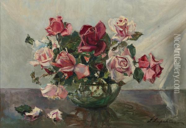 Roses In A Bowl Oil Painting - Georgi Alexandrovich Lapchine