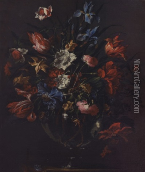 Bouquet D'iris, Pivoines, Tulipes Et Jonquilles Dans Un Vase En Verre Pose Sur Un Entablement Oil Painting - Juan De Arellano