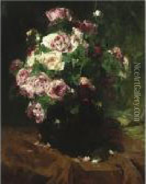 Still Life With Roses Oil Painting - Georges Jeannin