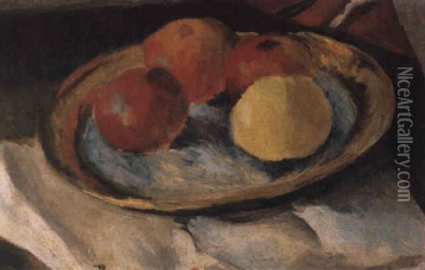 Apfel Auf Rundem Teller (apples On A Round Dish) Oil Painting - August Macke