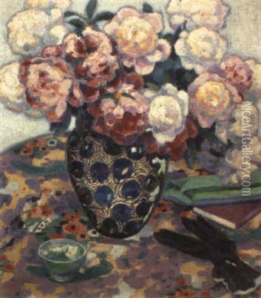 Vase De Fleurs Oil Painting - Walter Sauer
