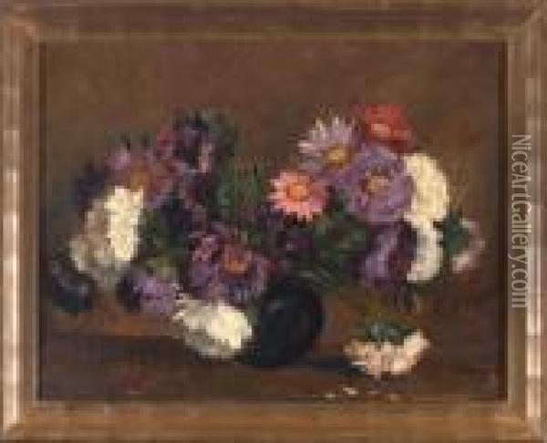 Asternstraus In Schwarzer Vase Vor Dunklem Hintergrund Oil Painting - Amandus Faure