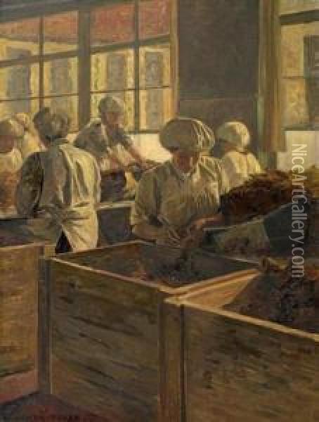 Workers Sorting The Tabacco Oil Painting - Walther Firle