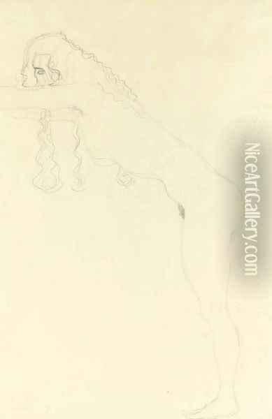 Madchenakt mit langen Haaren und nach vorn gebeugtem Oberkorper Oil Painting - Gustav Klimt