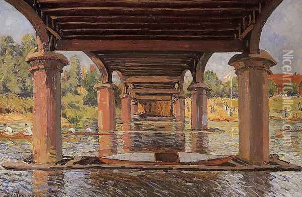 Under The Bridge At Hampton Court Oil Painting - Alfred Sisley