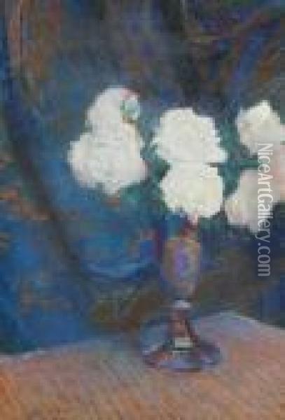 Still Life Of White Roses In A Vase Oil Painting - Leon Wyczolkowski