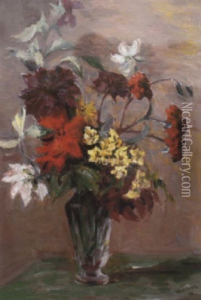 Blumenstilleben Vor Ros,farbenem Hintergrund Oil Painting - Gaston Haustrate