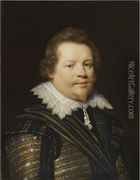 Portrait Of A Gentleman Wearing A Black And Gold Embroidereddoublet And A White Ruff Oil Painting - Jan Anthonisz Van Ravesteyn