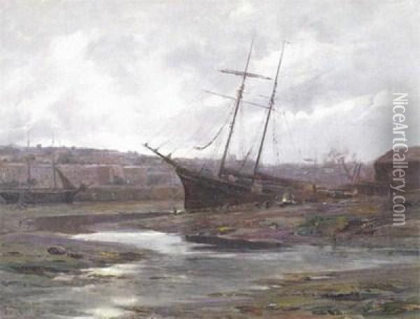 View Of Falmouth At Low Tide Oil Painting - Frederik Golden Short