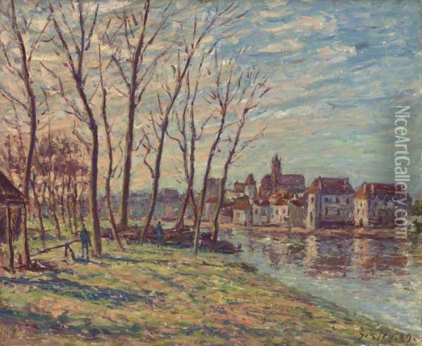 Vue De Moret Oil Painting - Alfred Sisley