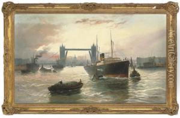 Shipping In The Pool Of London, Tower Bridge And St Pauls Beyond Oil Painting - Edwin Fletcher