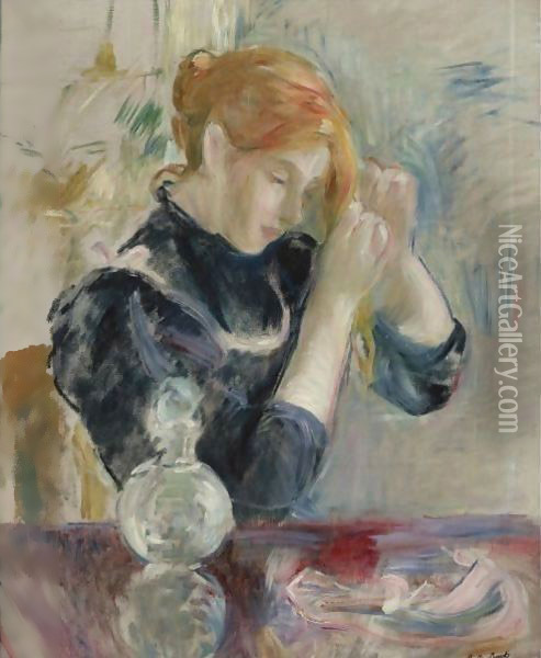 Devant La Toilette Oil Painting - Berthe Morisot