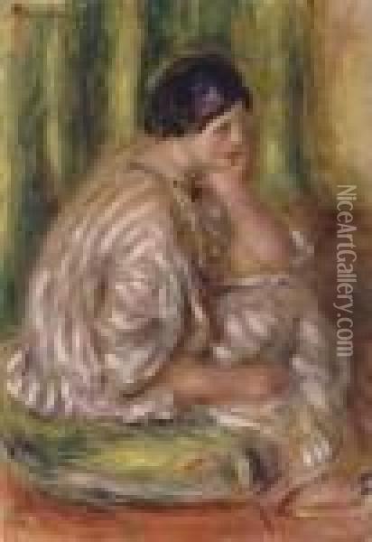 Femme En Costume Oriental Oil Painting - Pierre Auguste Renoir