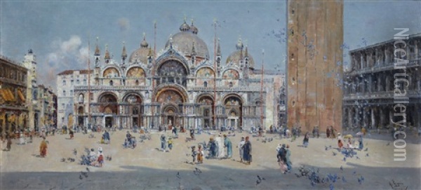 St Mark's Square, Venice Oil Painting - Antonio Maria de Reyna Manescau