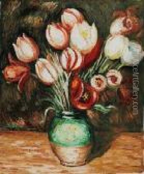 Tulips In A Vase Oil Painting - Pierre Auguste Renoir