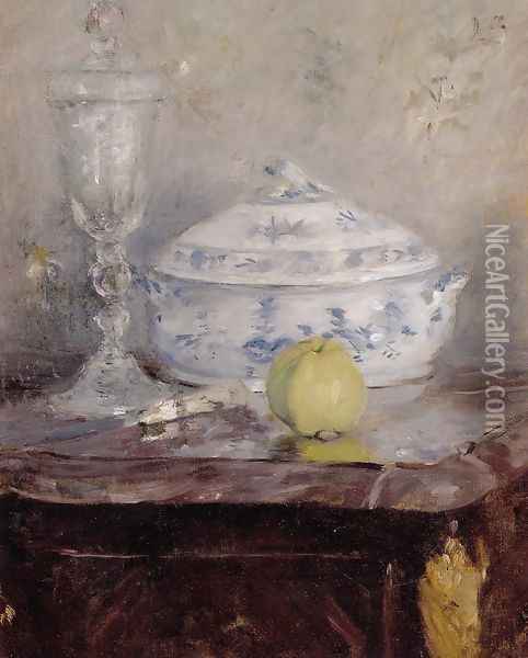 Tureen And Apple Oil Painting - Berthe Morisot