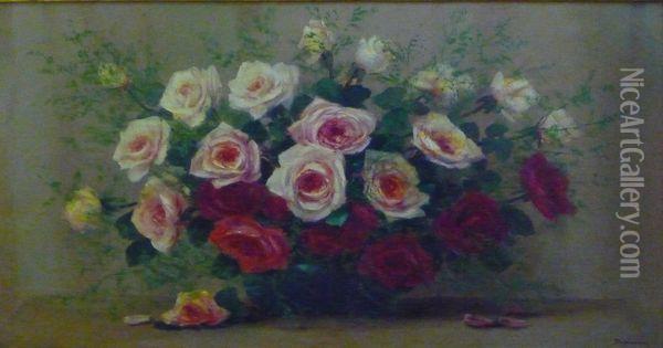 Bouquet De Roses Oil Painting - Gabrielle Marguerite Deplancher