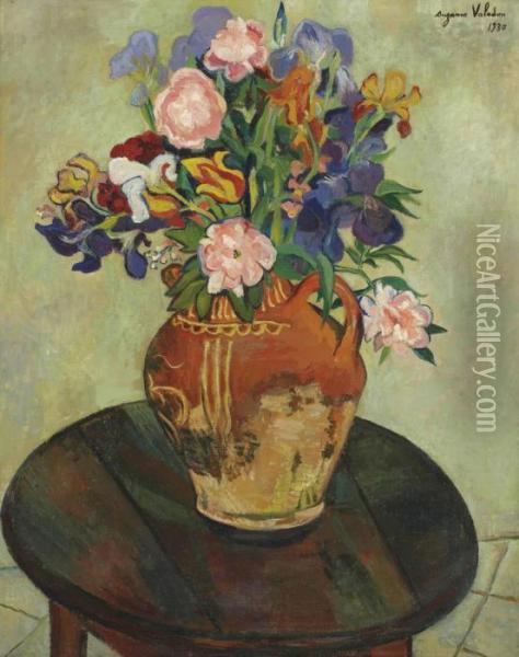 Bouquet De Fleurs Sur Un Gueridon Oil Painting - Suzanne Valadon