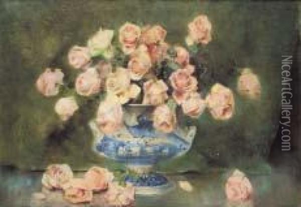 Rose Nel Vaso Blu Oil Painting - Luigi Serralunga