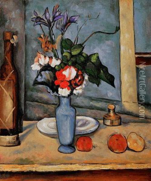 La Vase Bleu Oil Painting - Paul Cezanne