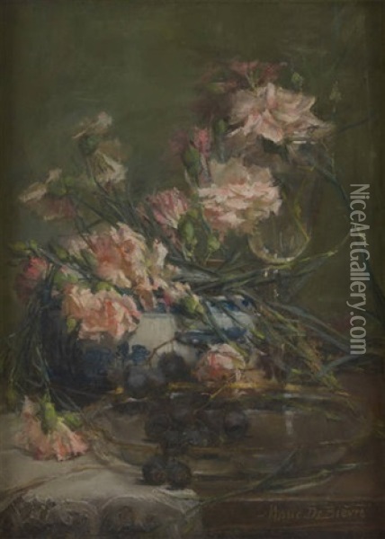 Vase Fleuri De Roses Oil Painting - Marie De Bievre