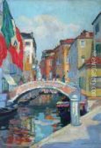 Canal A Venise Oil Painting - Roger Guillaume