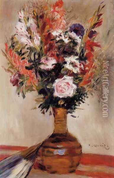 Roses in a Vase 2 Oil Painting - Pierre Auguste Renoir