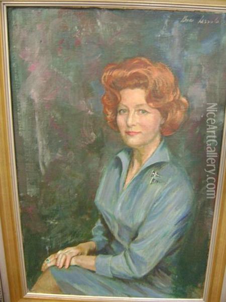 Portrait Of Linda Burt Oil Painting - Vasco Lazzola
