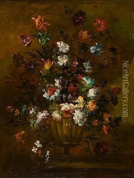Bouquet De Fleurs Dans Un Vase A Godrons Surmonte D'un Perroquet Oil Painting - Francesco Guardi
