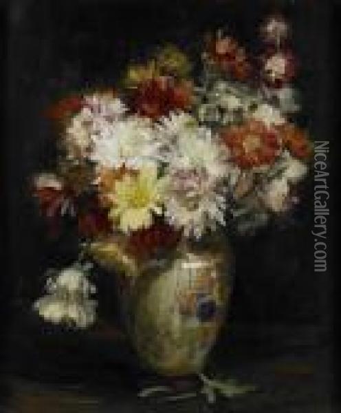 A Still Life Of Chrysanthemums Oil Painting - Kate Wylie