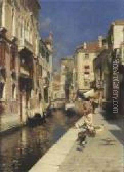 Women Walking Beside A Venetian Canal Oil Painting - Rubens Santoro