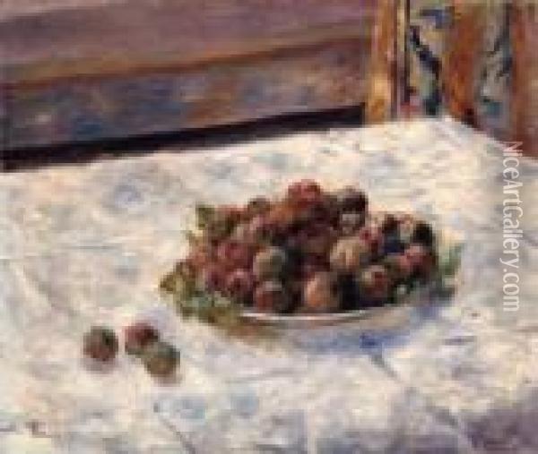 Nature Morte, Le Plat De Prunes Oil Painting - Pierre Auguste Renoir