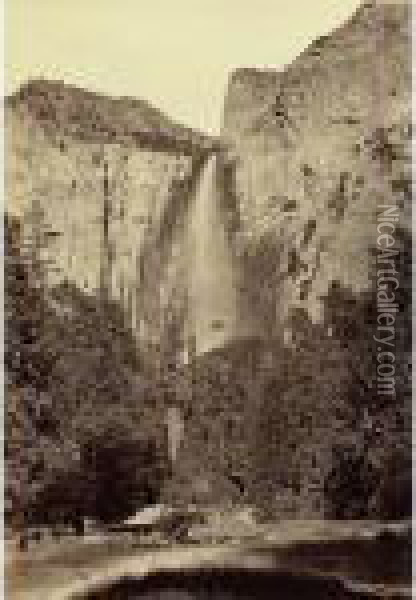 'pohono. The Bridal Veil Fall. 940 Ft. Yosemite