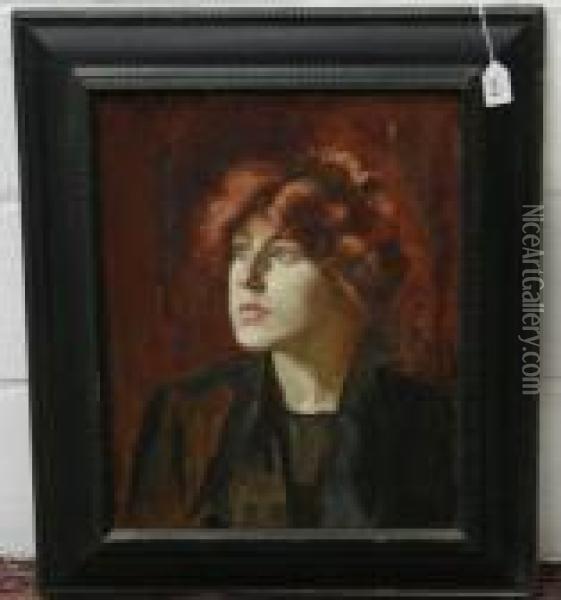 Portrait Of A Lady Looking To The Left Oil Painting - Ambrose McEvoy