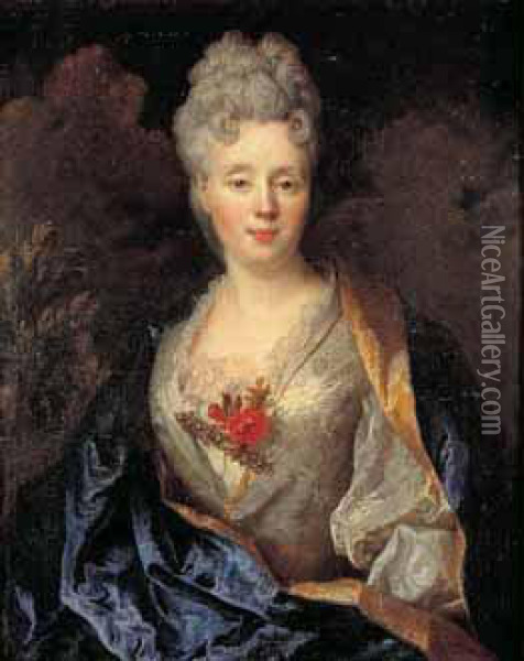 Portrait D'une Dame De Qualite A La Draperie Bleue Oil Painting - Nicolas de Largillierre