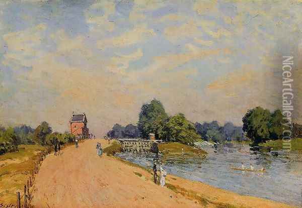 The Road from Hampton Court Oil Painting - Alfred Sisley