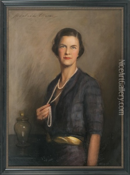 Portrait Of A Lady With Pearls Oil Painting - Adelaide Cole Chase