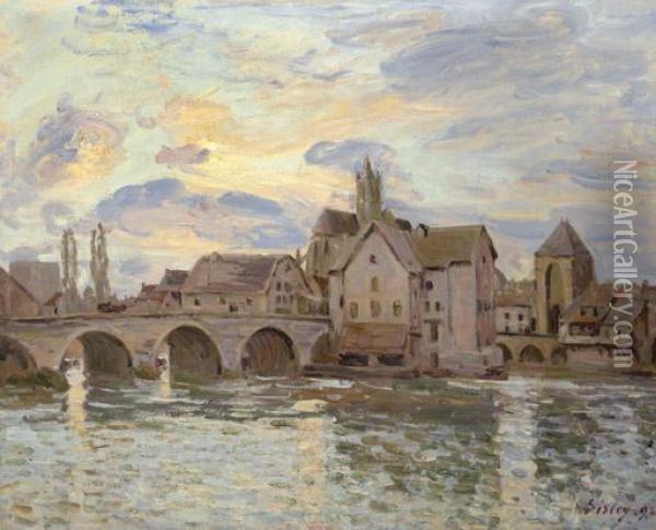 Le Pont De Moret Au Soleil Couchant Oil Painting - Alfred Sisley