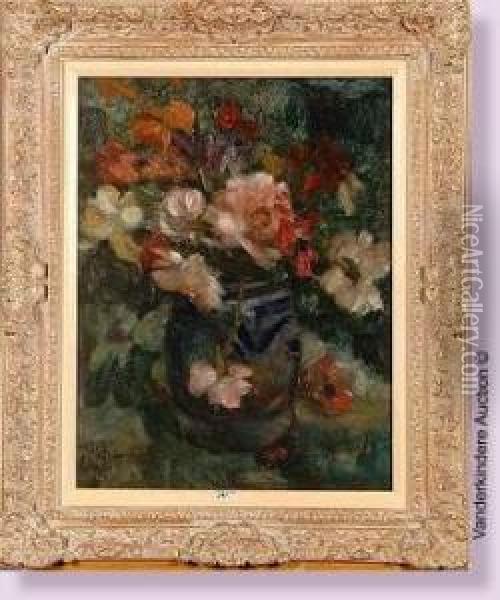 Vase De Fleurs Oil Painting - Victor Simonin