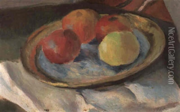 Apfel Auf Rundem Teller Oil Painting - August Macke