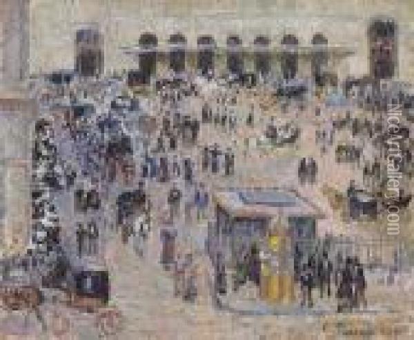 La Place Du Havre Et La Gare Saint-lazare Oil Painting - Camille Pissarro