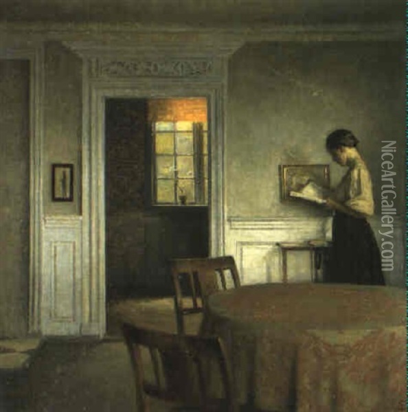 Interieur Med L+sende Kvinde Oil Painting - Peter Vilhelm Ilsted